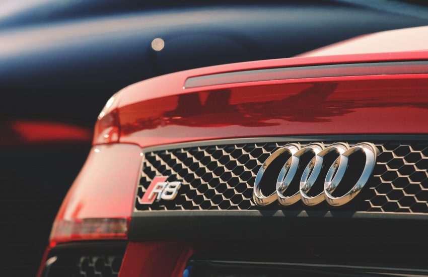 Audi rouge